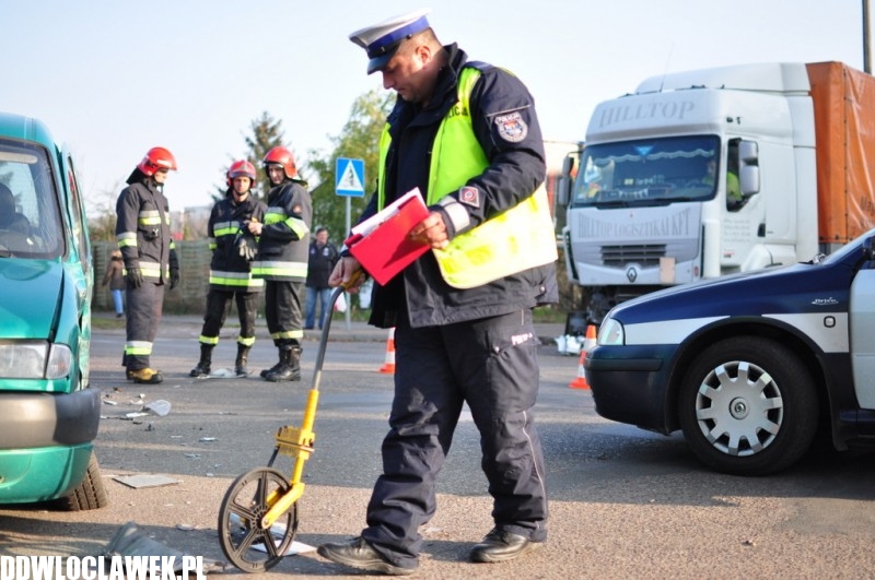 Wypadek Kaliska - Planty. Akcja ratunkowa