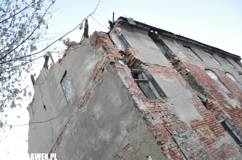 Koniec z objazdami! Budynek przy Stodólnej 80 przestał istnieć...