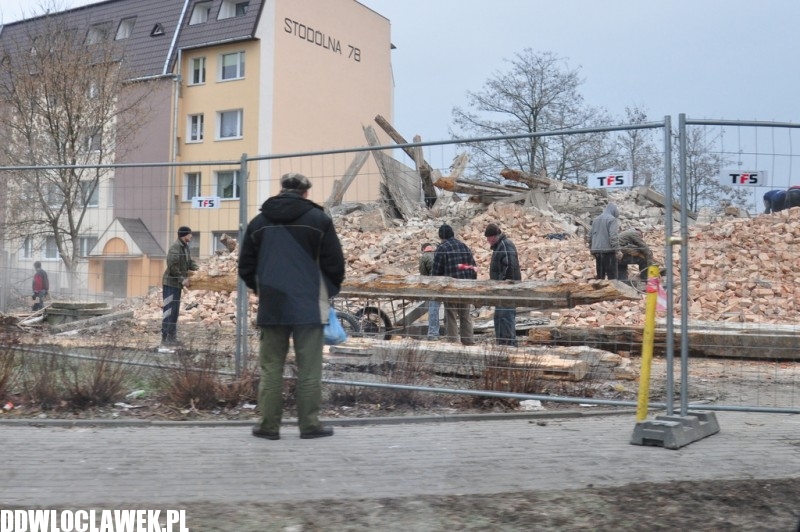 Koniec z objazdami! Budynek przy Stodólnej 80 przestał istnieć...