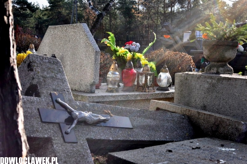 Włocławski cmentarz zdemolowany! Mieszkańcy zbulwersowani