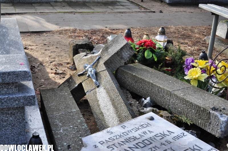 Włocławski cmentarz zdemolowany! Mieszkańcy zbulwersowani