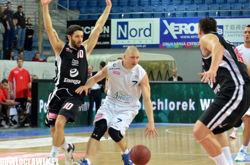 Energa Czarni rozjechani we Włocławku. Anwil wygrywa 78:57!