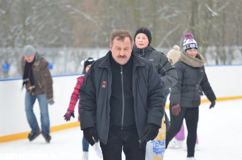Białe szaleństwo we Włocławku! „Taka pogoda to raj dla maluchów”