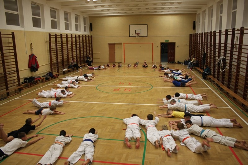 50 osób wzięło udział w Zimowej Akademii Karate