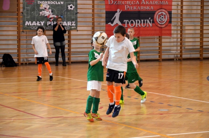Turniej piłkarski Dwunastka Cup