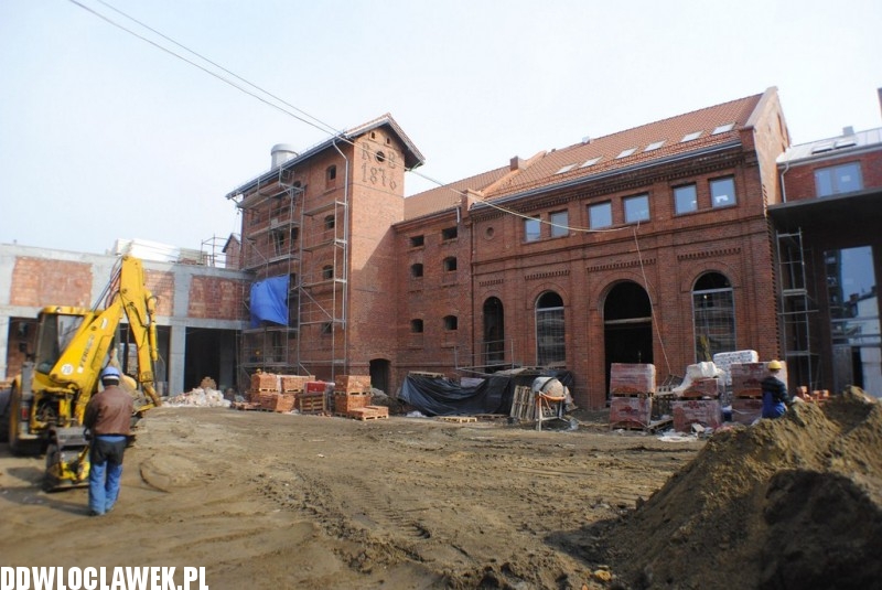 Co słychać na budowie Centrum Kultury Browar B?