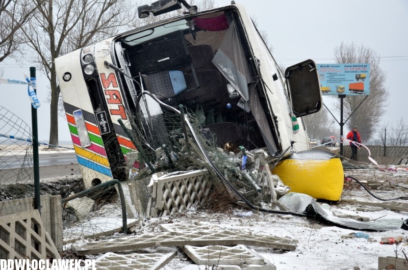 Tragiczny wypadek autokaru pod Włocławkiem
