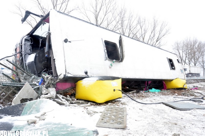 Tragiczny wypadek autokaru pod Włocławkiem