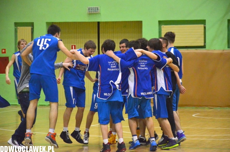Koszykarskie derby Włocławka AKM - TKM