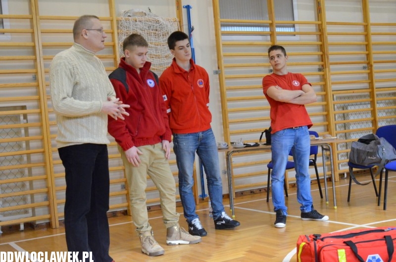 Zajęcia z udzielania pierwszej pomocy