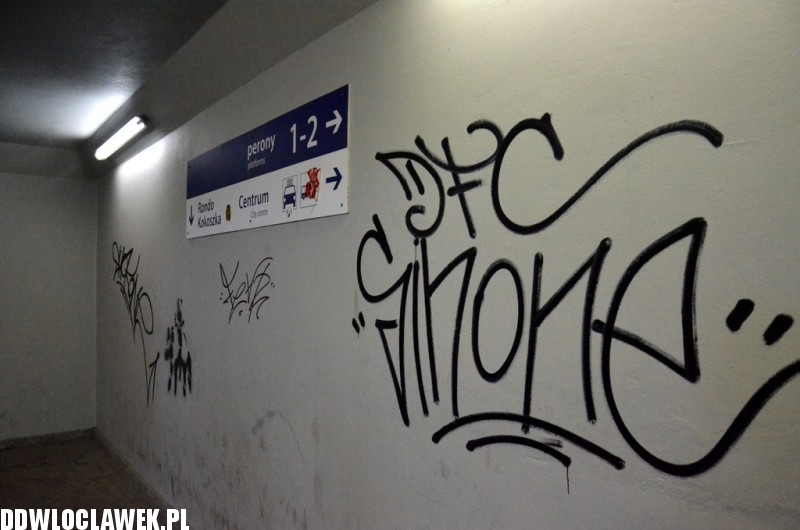Akty wandalizmu na dworcu PKP/PKS