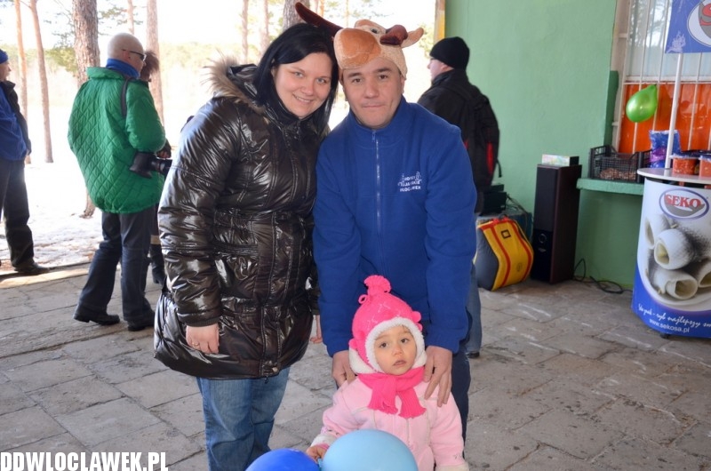 To była kąpiel! Śnieg i lód a oni wskoczyli do wody