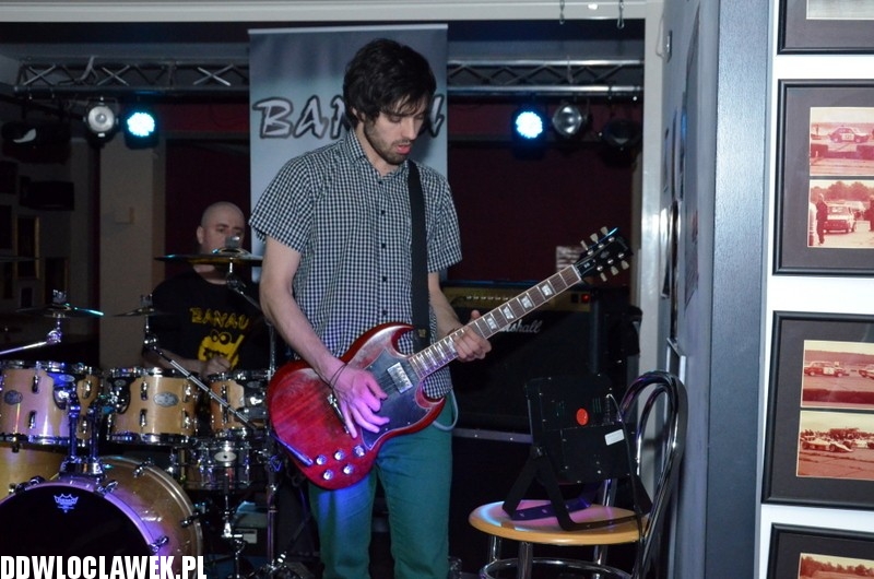 Koncert zespołu rockowego Banau w Garage Hotel