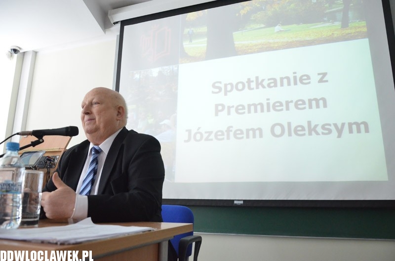 Wykład Józefa Oleksego we włocławskiej PWSZ
