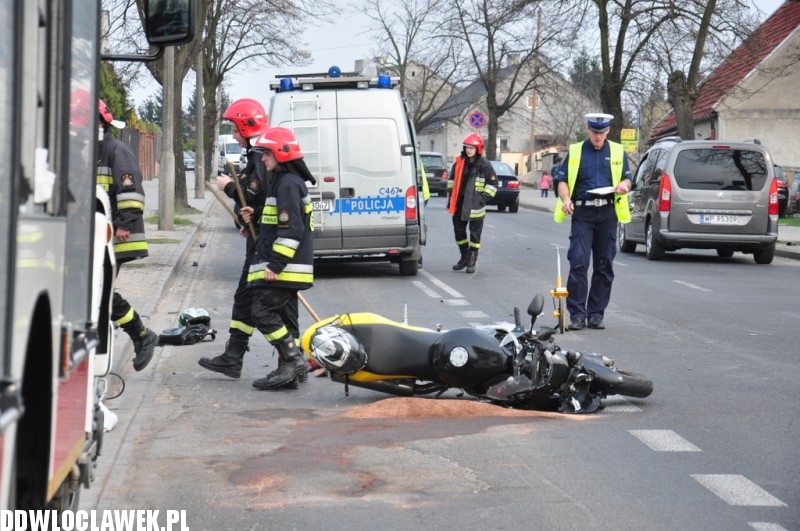 Motocyklista uderzył w pieszą na Lipnowskiej