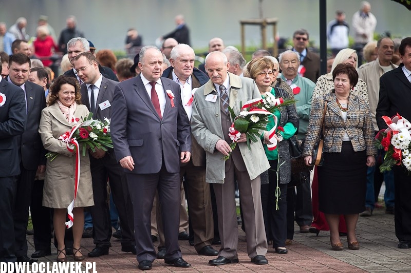Obchody Święta Pracy: Uroczystość na bulwarach