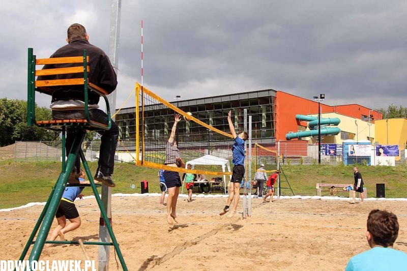 Turniej siatkówki plażowej z okazji juwenaliów