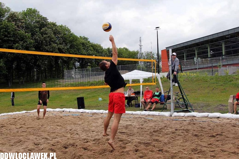 Turniej siatkówki plażowej z okazji juwenaliów