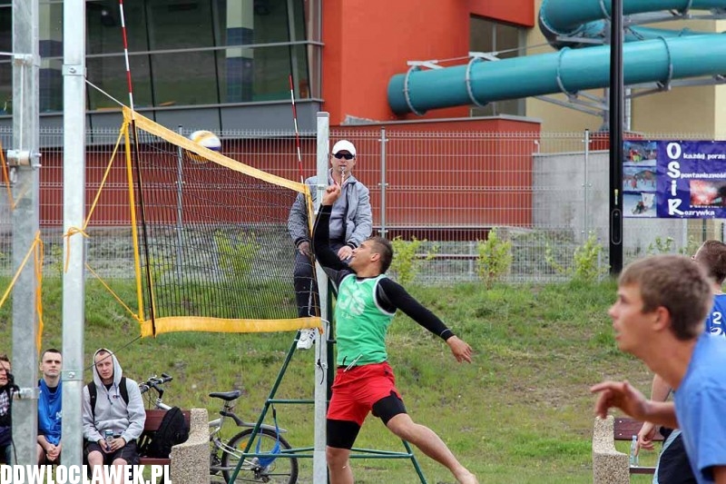 Turniej siatkówki plażowej z okazji juwenaliów