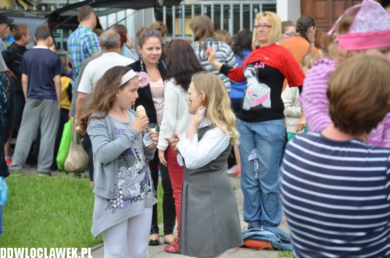 Miejski dzień dziecka przy ulicy Ostrowskiej