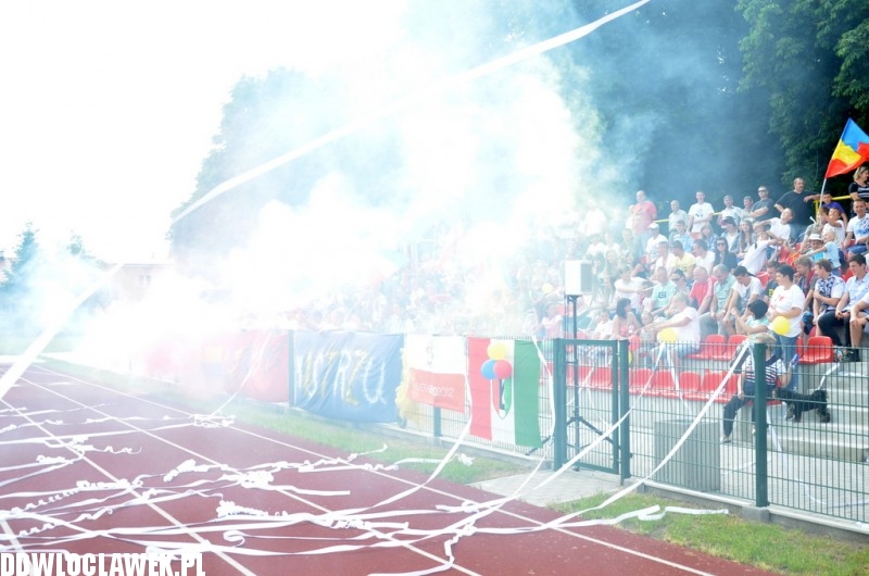 Oprawa spotkania GKS-u Łokietek z LTP Lubanie