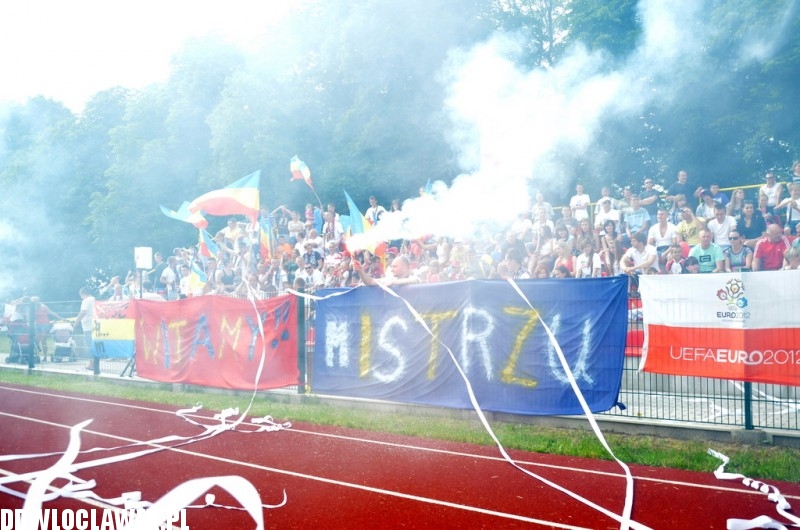 Oprawa spotkania GKS-u Łokietek z LTP Lubanie