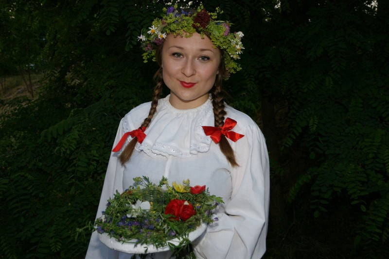Pokazywały swoje wianki