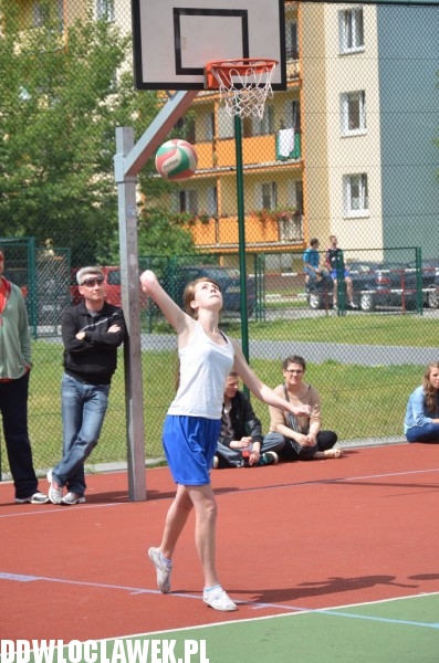 Turniej siatkarskich mikstów 4-osobowych