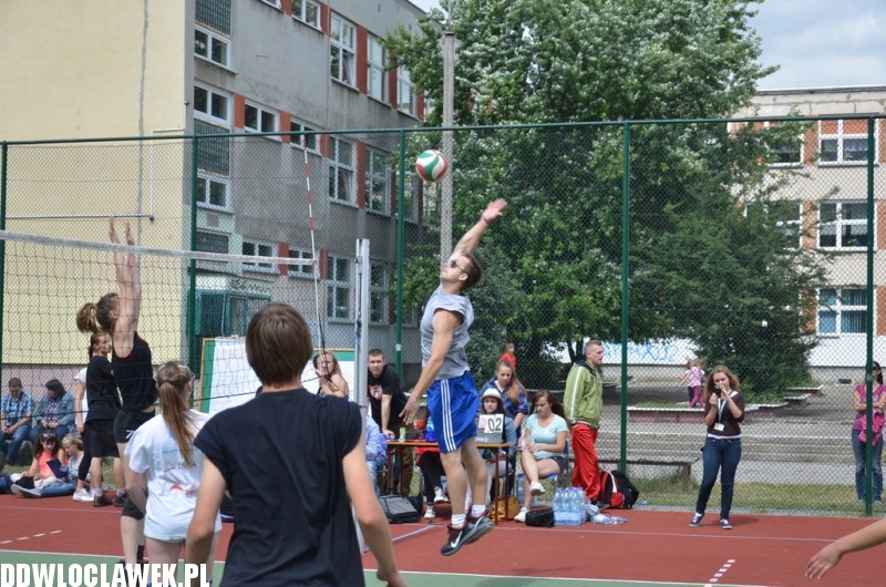 Turniej siatkarskich mikstów 4-osobowych