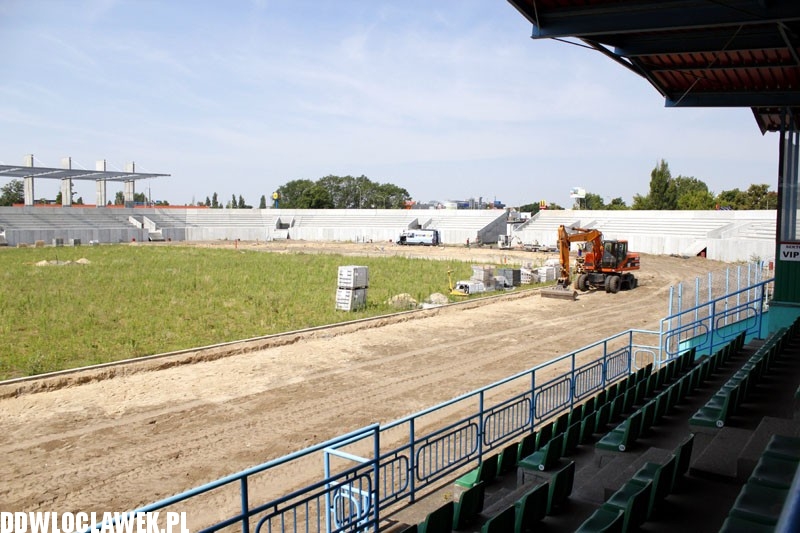 Rośnie włocławska arena lekkoatletyczna