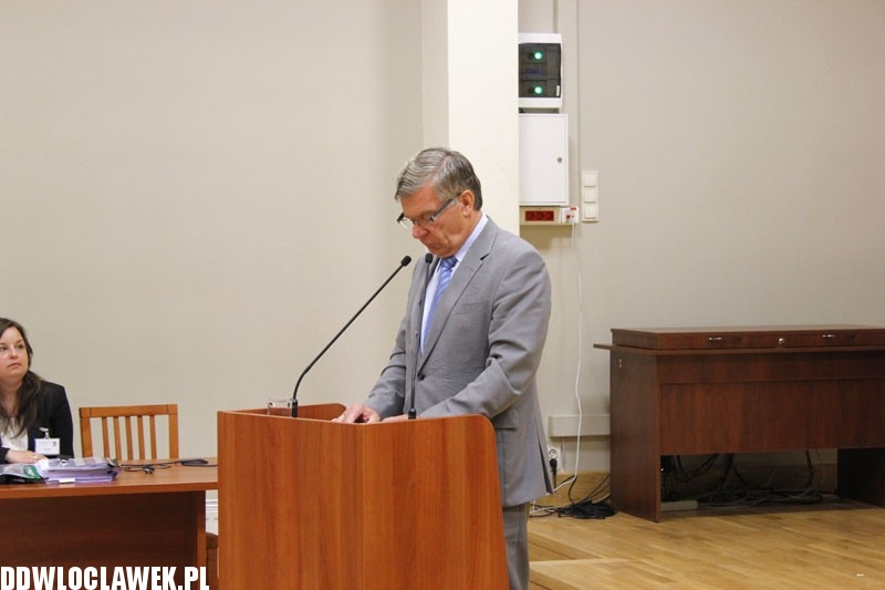  Jak oni się ubierają! Rewia mody na sesji Rady Miasta