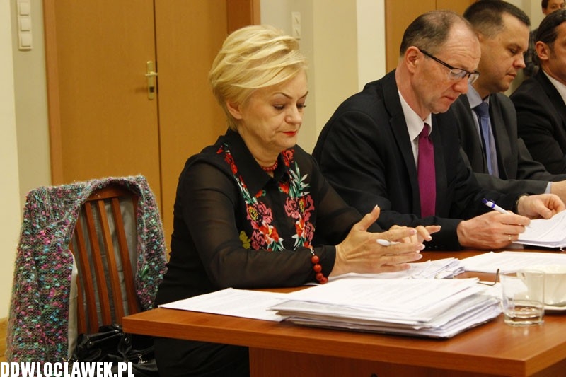  Jak oni się ubierają! Rewia mody na sesji Rady Miasta