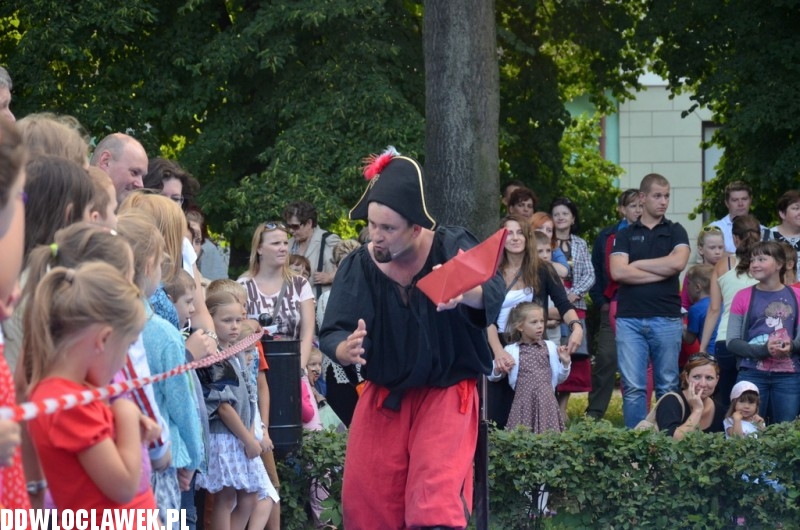 Spotkanie Teatrów Ulicznych GramOFFon