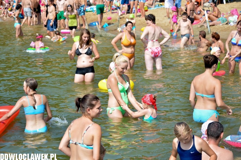 Goracy weekend! Plaża nad jeziorem Wikaryjskim