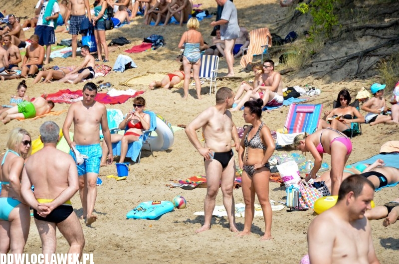 Goracy weekend! Plaża nad jeziorem Wikaryjskim