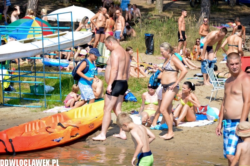 Goracy weekend! Plaża nad jeziorem Wikaryjskim