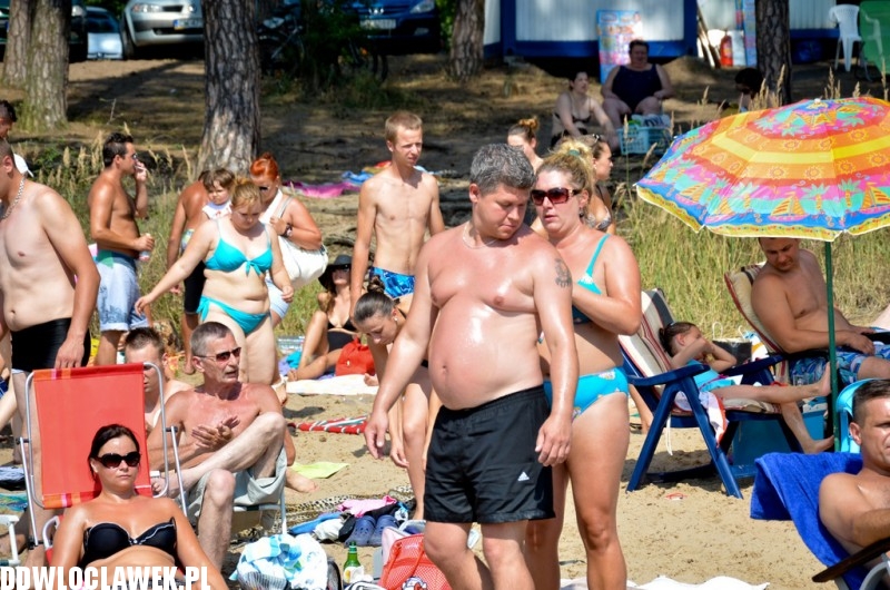 Goracy weekend! Plaża nad jeziorem Wikaryjskim