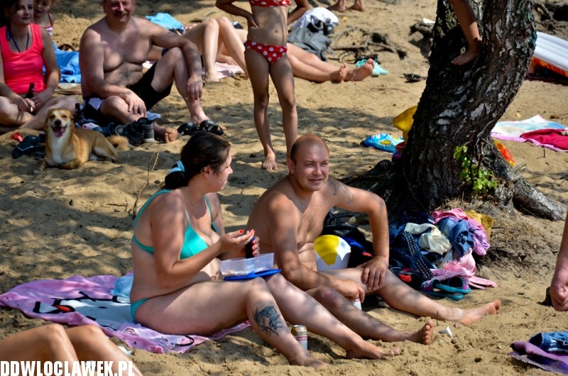 Gorący weekend! Plaża nad jeziorem Czarnym