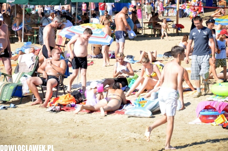 Plaża nad jeziorem Choceńskim podczas zlotu
