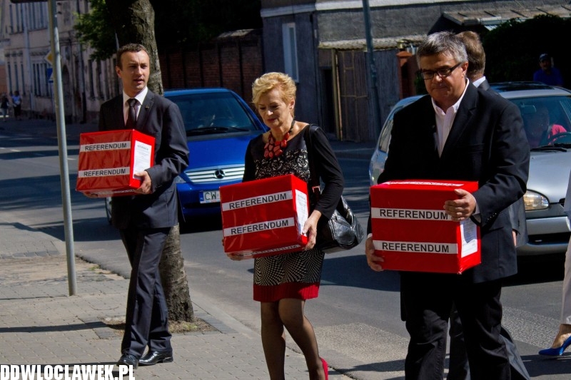 Będzie referendum? Dziś złożono podpisy włocławian