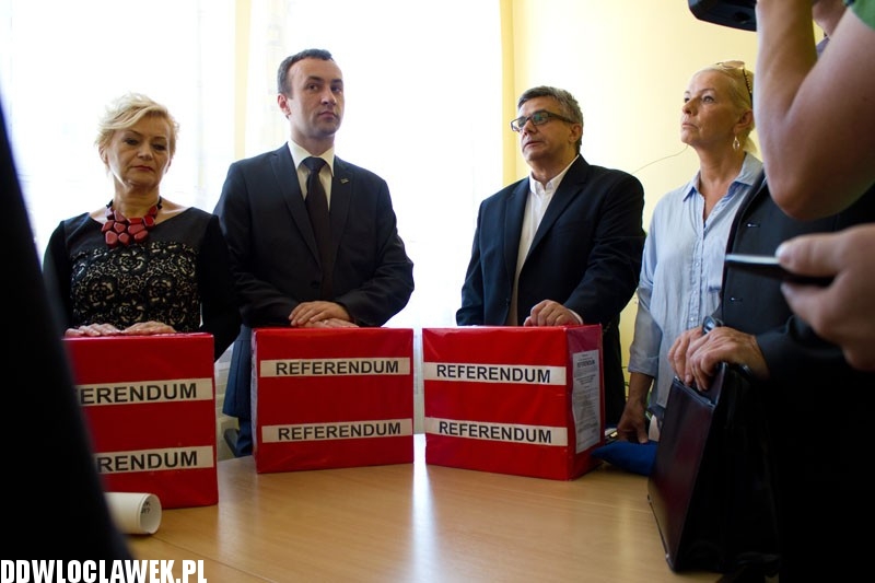 Będzie referendum? Dziś złożono podpisy włocławian