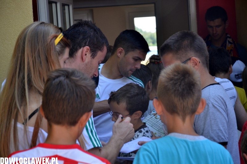 Piłkarze Lechii Gdańsk rozdawali autografy