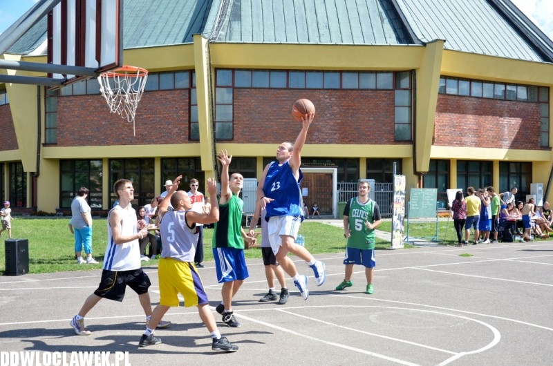 II Mini Turniej Stretballa na boisku przy Ostrowskiej
