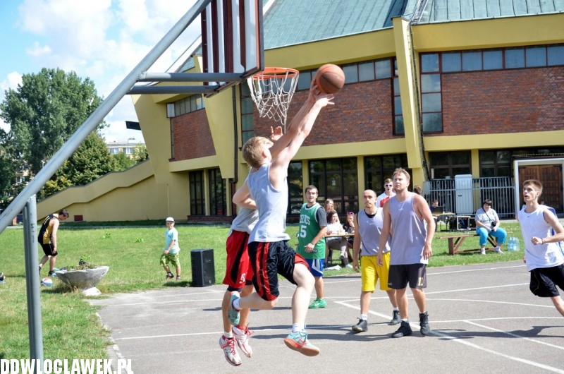 II Mini Turniej Stretballa na boisku przy Ostrowskiej