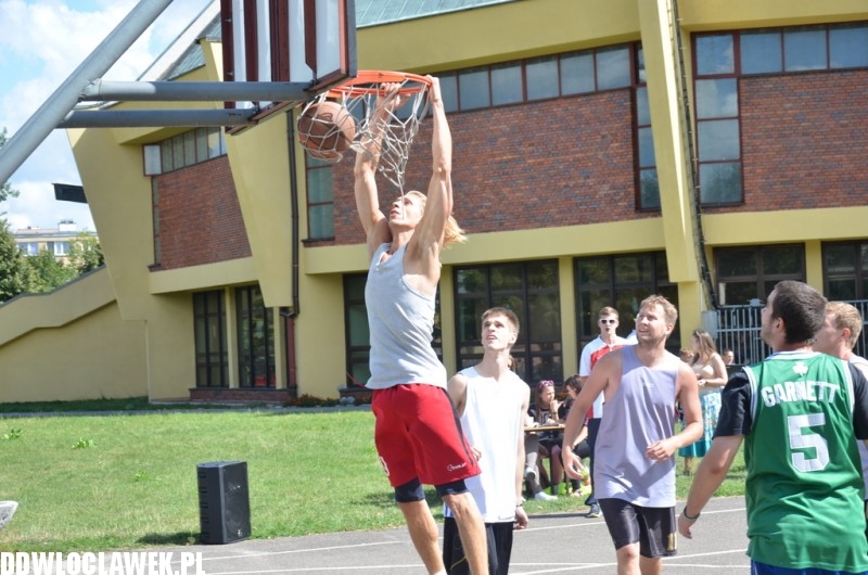 II Mini Turniej Stretballa na boisku przy Ostrowskiej