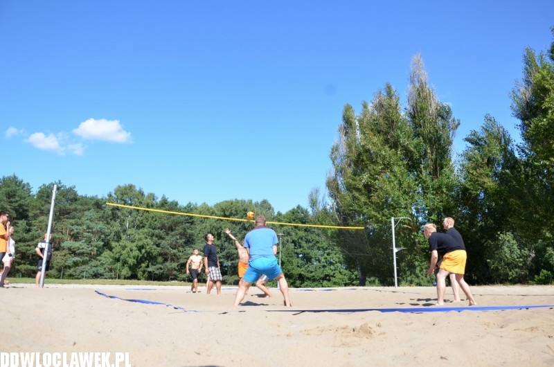 Automobile Torino Cup na plaży nad jeziorem
