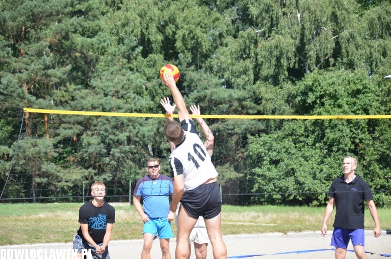 Automobile Torino Cup na plaży nad jeziorem