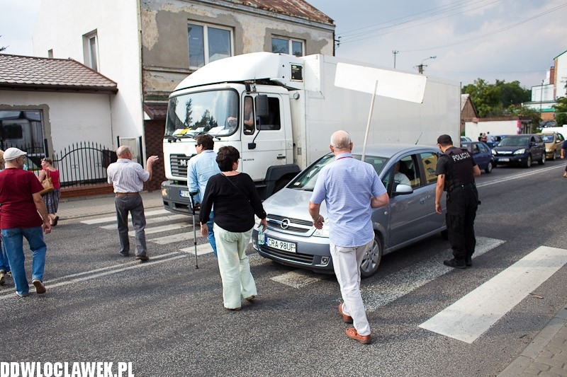 Mieszkańcy zablokowali ruch w Brześciu Kujawskim