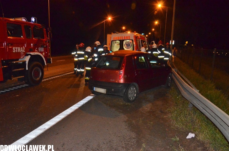 Tir staranował Fiata Punto na drodze krajowej nr 1