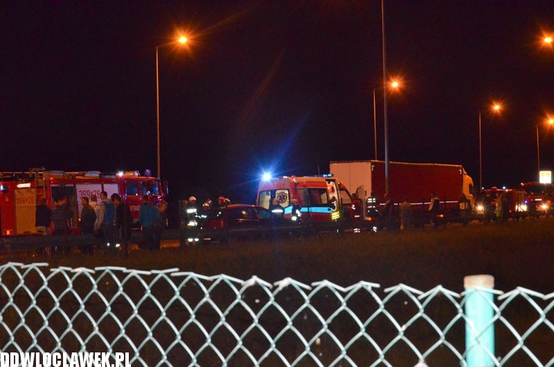 Tir staranował Fiata Punto na drodze krajowej nr 1